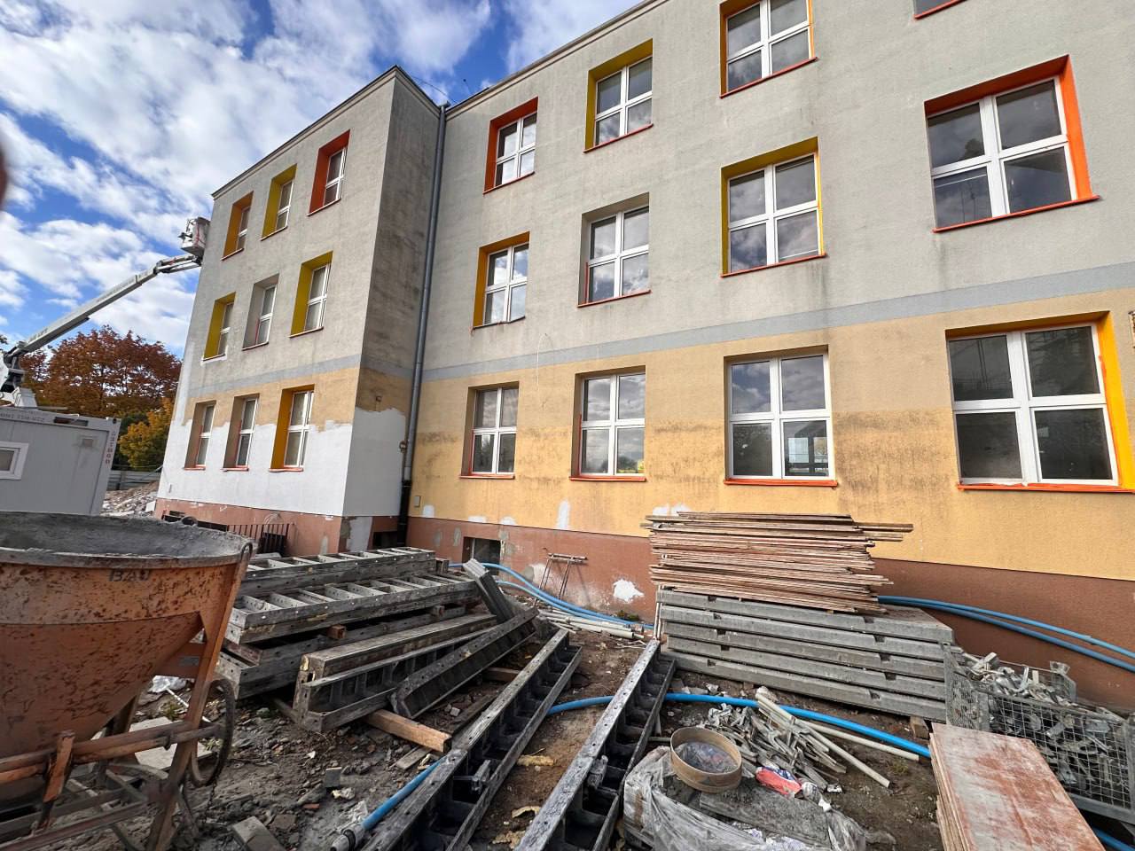 Renowacja i malowanie elewacji
